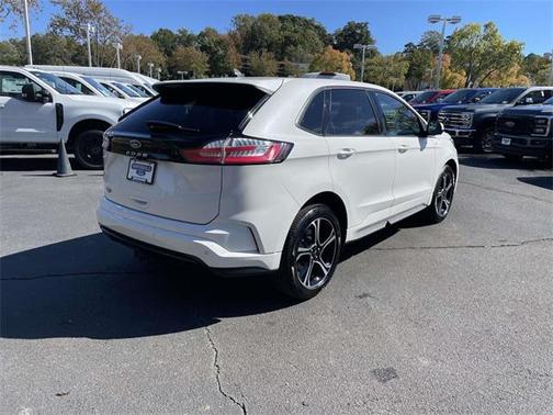 2022 Ford Edge ST Line