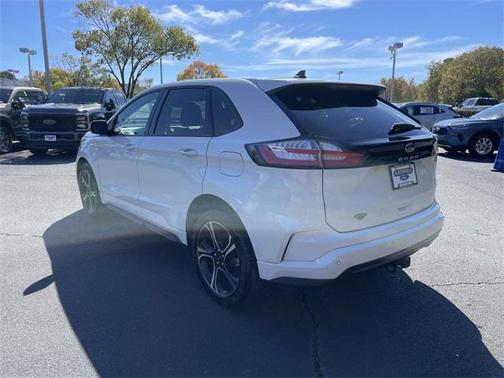 2022 Ford Edge ST Line