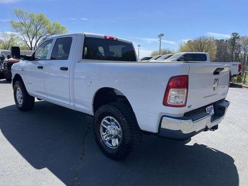 Bright White Clearcoat 2020 RAM 2500 Tradesman Crew Cab 4x4 6'4' Box