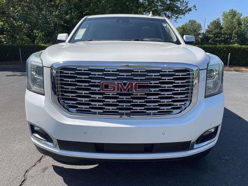 White Frost Tricoat 2018 GMC Yukon SLT