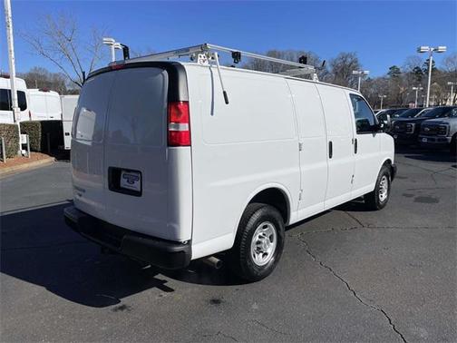 2024 Chevrolet Express 2500 RWD 2500 Regular Wheelbase WT