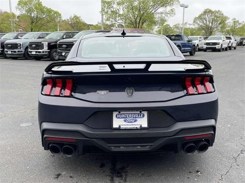 2025 Ford Mustang Dark Horse Fastback