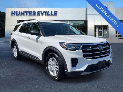 Star White Metallic Tri-Coat 2025 Ford Explorer Active