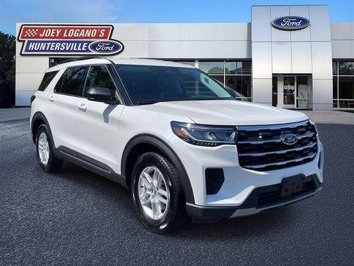 Star White Metallic Tri-Coat 2025 Ford Explorer Active