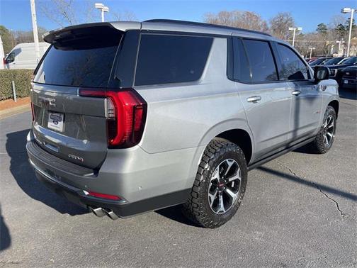 2025 GMC Yukon 4WD AT4