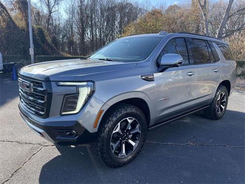 2025 GMC Yukon 4WD AT4