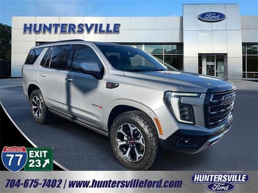 2025 GMC Yukon 4WD AT4