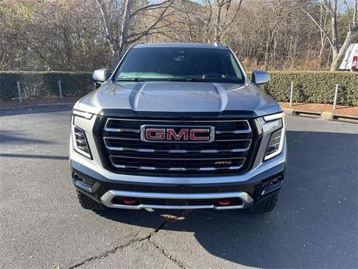 2025 GMC Yukon 4WD AT4