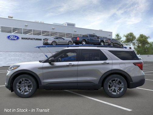 Carbonized Gray Metallic 2026 Ford Explorer Active