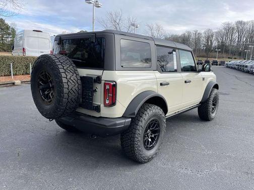 Desert Sand 2025 Ford Bronco Badlands