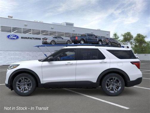 2026 Ford Explorer Active w/200A Pkg