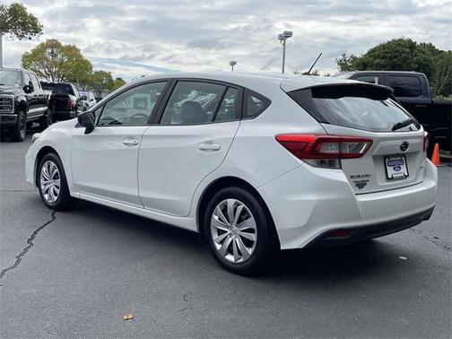 2019 Subaru Impreza 2.0i