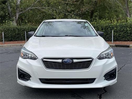 2019 Subaru Impreza 2.0i