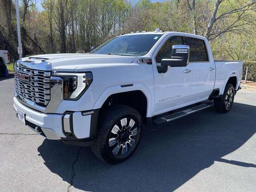 Summit White 2026 GMC Sierra 2500 Denali