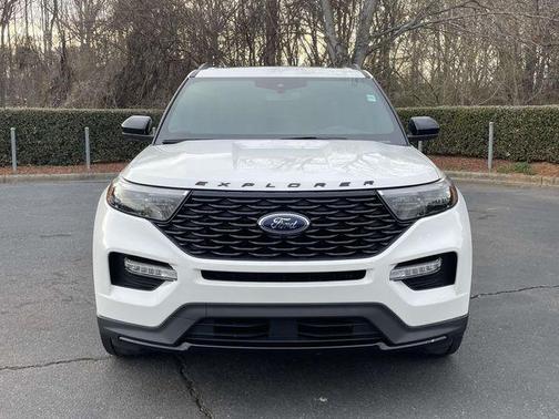 2023 Ford Explorer ST-Line