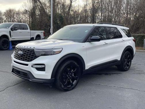 2023 Ford Explorer ST-Line