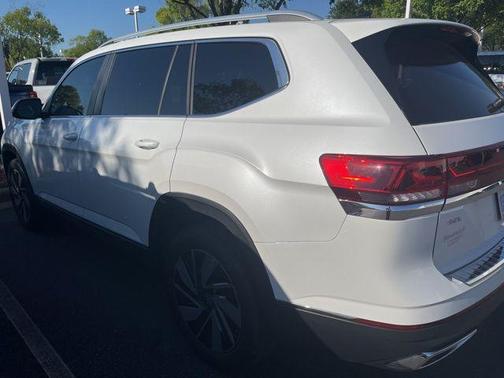 Opal White 2024 Volkswagen Atlas 2.0T SEL