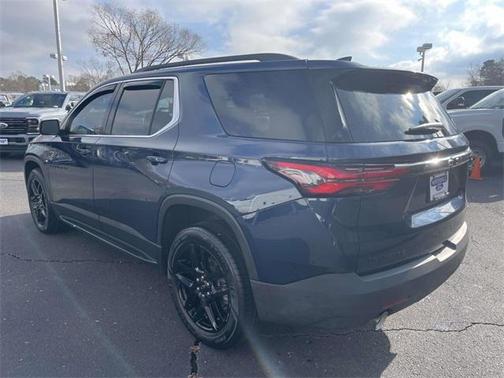 2022 Chevrolet Traverse LT Cloth