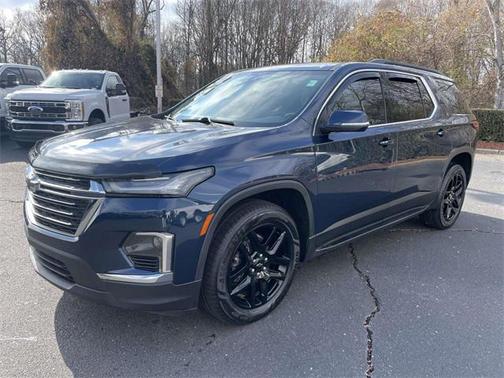 2022 Chevrolet Traverse LT Cloth