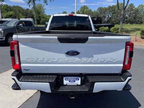 Oxford White 2024 Ford F-250 XL