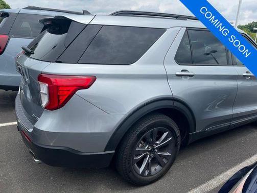 Silver Metallic 2023 Ford Explorer XLT