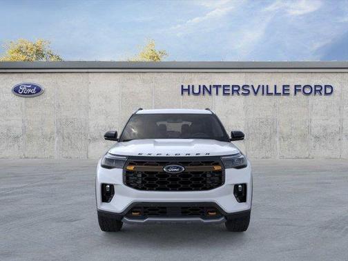 Space White Metallic 2026 Ford Explorer Tremor