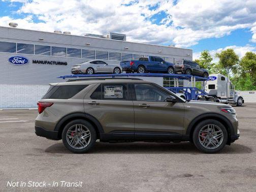 Marsh Gray 2027 Ford Explorer ST-Line