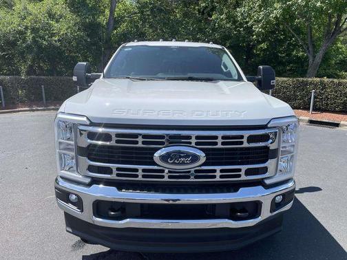 Oxford White 2026 Ford F-350 XL
