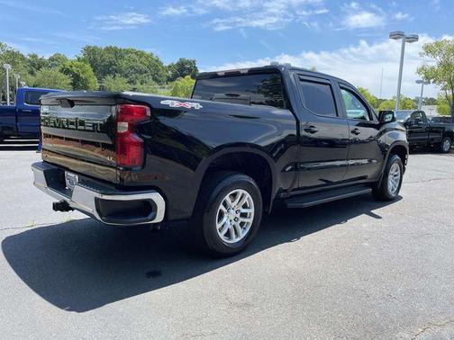 Black 2021 Chevrolet Silverado 1500 LT