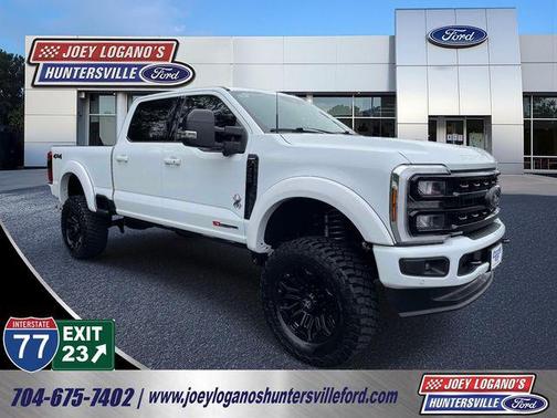 Oxford White 2024 Ford F-250 Lariat