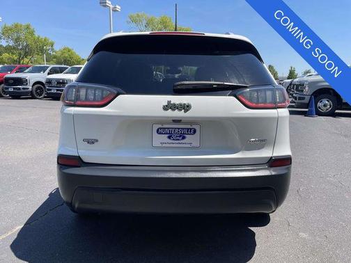 Bright White Clearcoat 2019 Jeep Cherokee Latitude Plus
