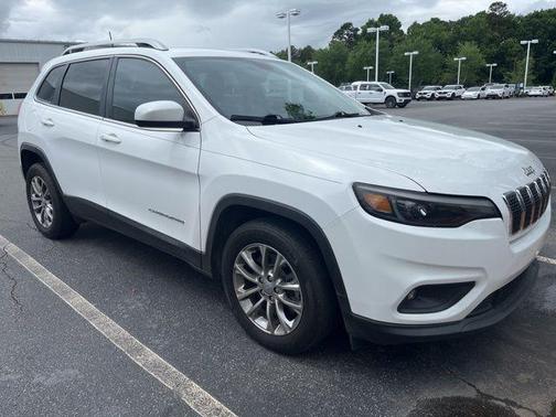 Bright White Clearcoat 2019 Jeep Cherokee Latitude Plus
