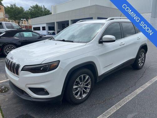 Bright White Clearcoat 2019 Jeep Cherokee Latitude Plus