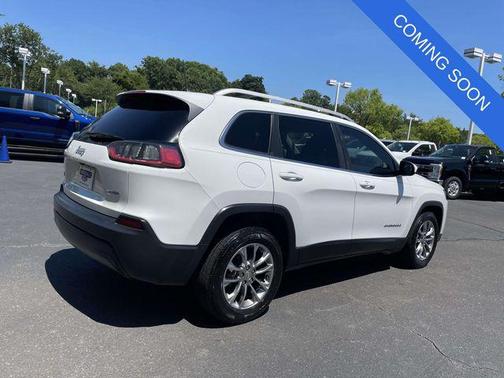 Bright White Clearcoat 2019 Jeep Cherokee Latitude Plus