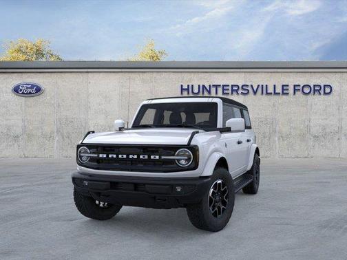 Oxford White 2026 Ford Bronco Outer Banks