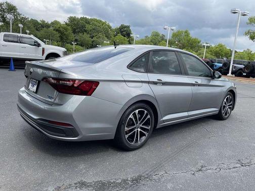 Pyrite Silver Metallic 2022 Volkswagen Jetta 1.5T Sport