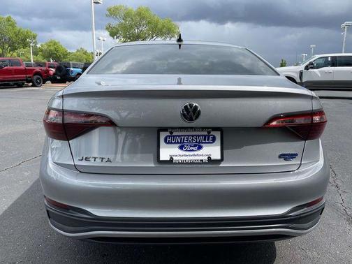 Pyrite Silver Metallic 2022 Volkswagen Jetta 1.5T Sport