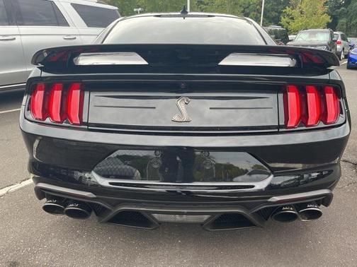 2020 Ford Shelby GT500 Base