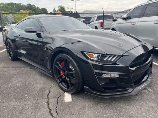 2020 Ford Shelby GT500 Base