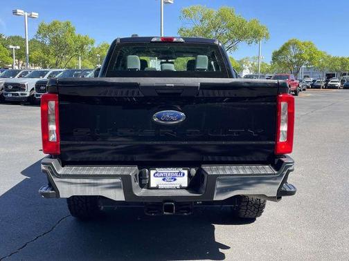 Agate Black Metallic 2023 Ford F-250 XL