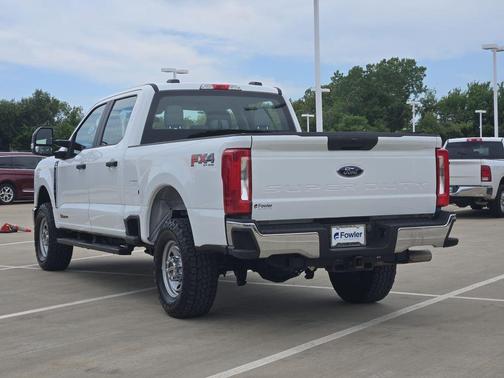 Oxford White 2023 Ford F-250 XL