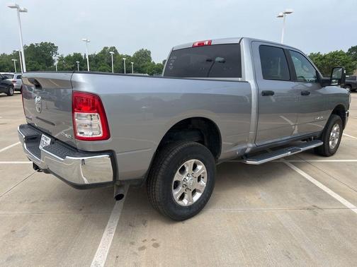 Billet Silver Metallic Clearcoat 2024 RAM 2500 Big Horn Crew Cab 4x4 6'4' Box