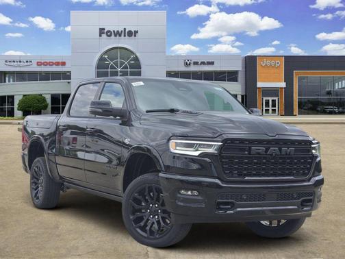 Diamond Black Crystal Pearlcoat 2026 RAM 1500 Limited