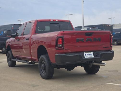 Molten Red Pearlcoat 2026 RAM 2500 Tradesman Crew Cab 4x4 6'4' Box