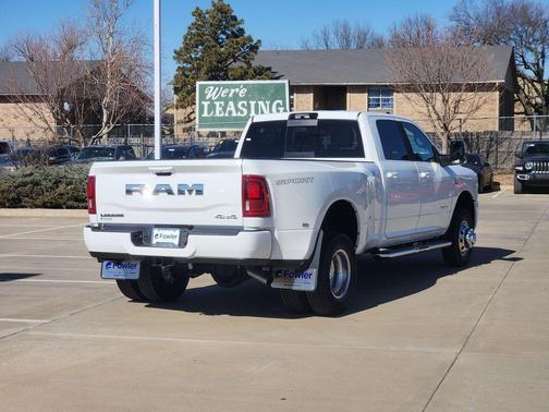 Bright White Clearcoat 2026 RAM 3500 Laramie Crew Cab 4x4 8' Box