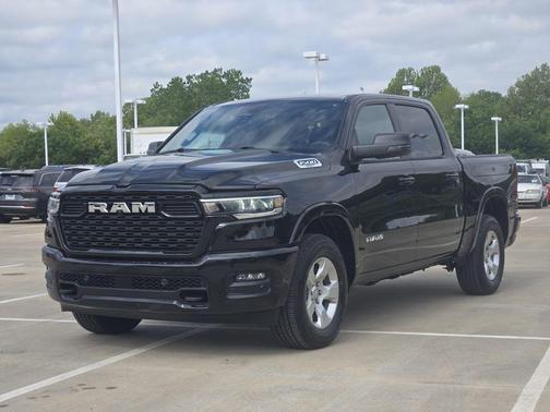 Diamond Black Crystal Pearlcoat 2025 RAM 1500 Big Horn/Lone Star