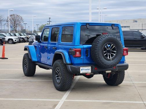 Hydro Blue Pearlcoat 2026 Jeep Wrangler Rubicon