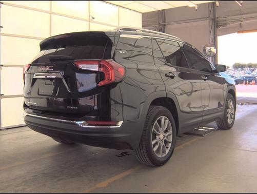 Ebony Twilight Metallic 2023 GMC Terrain SLT