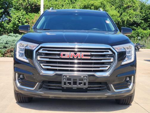 Ebony Twilight Metallic 2023 GMC Terrain SLT