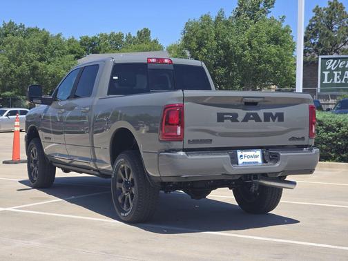 Ceramic Gray Clearcoat 2026 RAM 2500 Laramie Crew Cab 4x4 6'4' Box